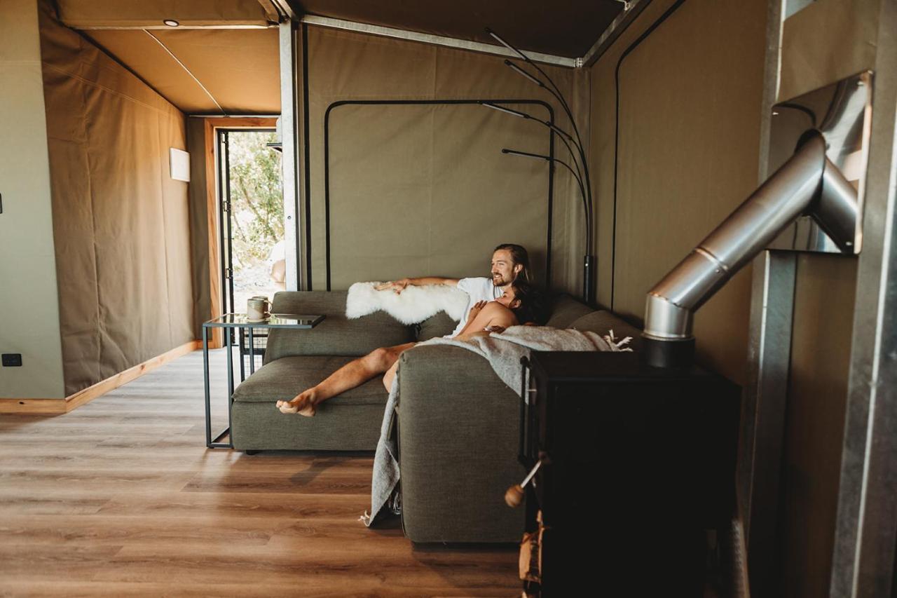 Drift Off Grid Luxury Eco Glamping Hotel Tarakohe Exterior foto